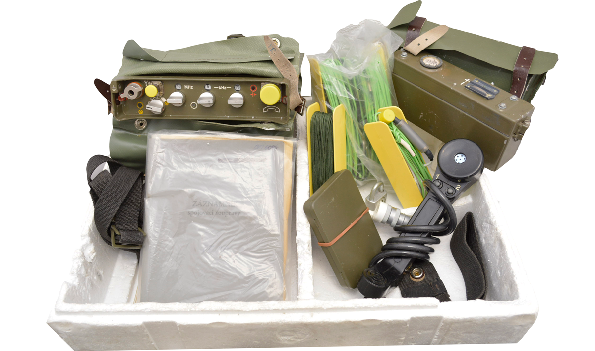 Czech Military RF-10 Radio | Colemans