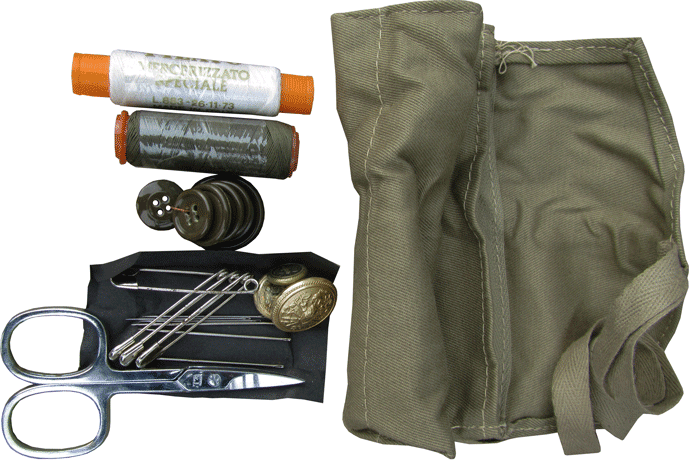 ITALIAN MILITARY SEWING KIT