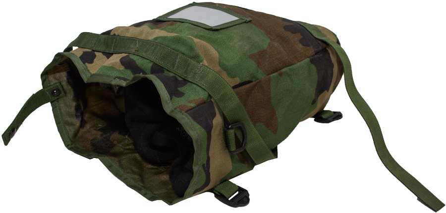 Molle ii radio outlet pouch