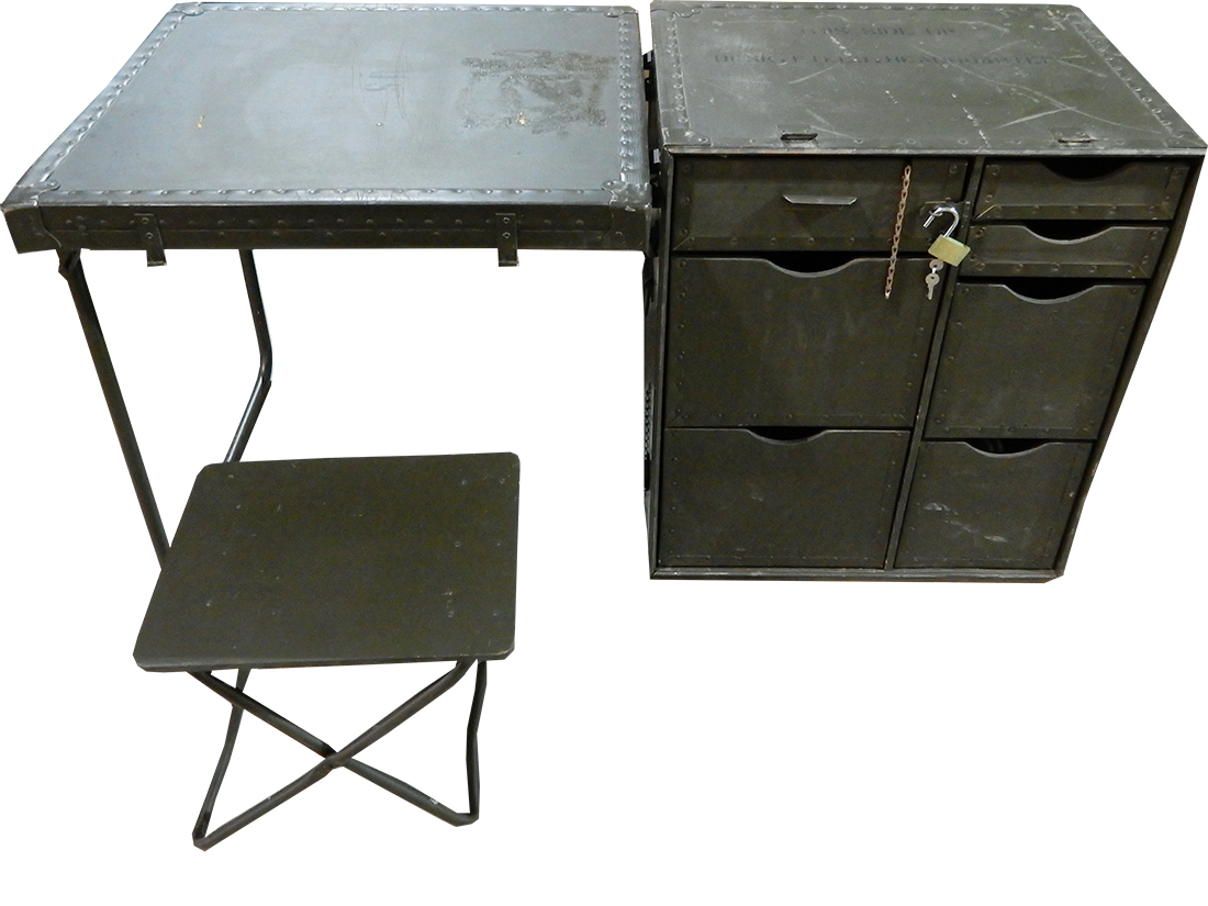 米軍 アルミ製 フォールディング テーブル MEDICAL TABLE1952年 米軍 アルミ製 フォールディング テーブル U.S. ARMY MEDICAL